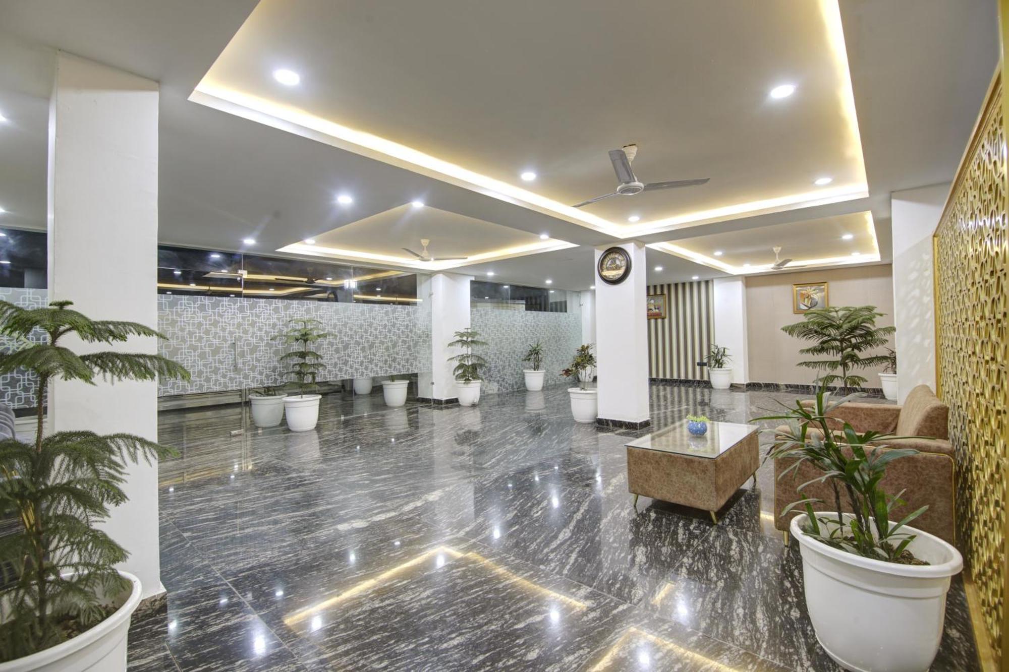 Limewood Stay - Millennium Huda City Center Gurgáon Exteriér fotografie