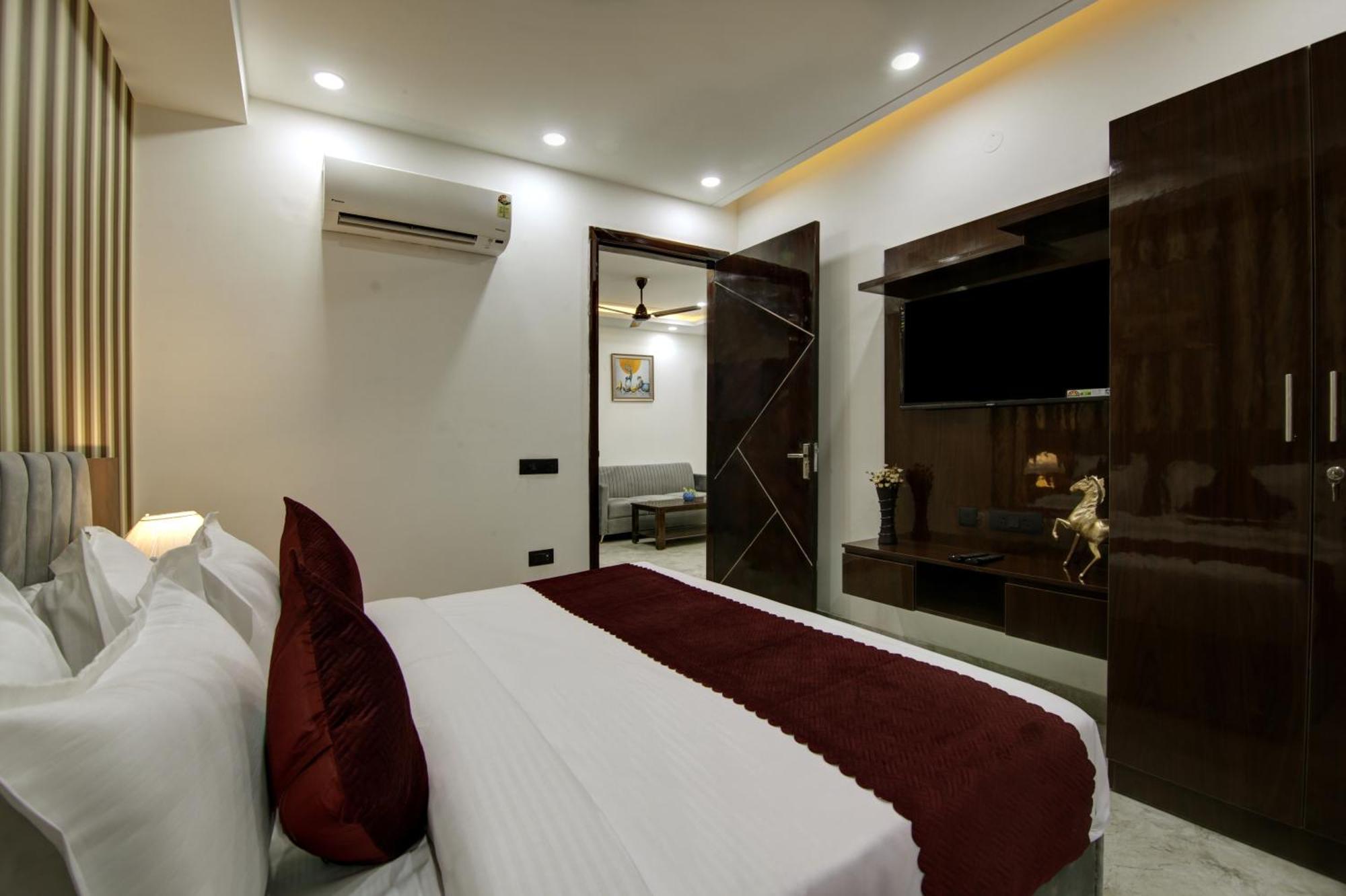 Limewood Stay - Millennium Huda City Center Gurgáon Exteriér fotografie