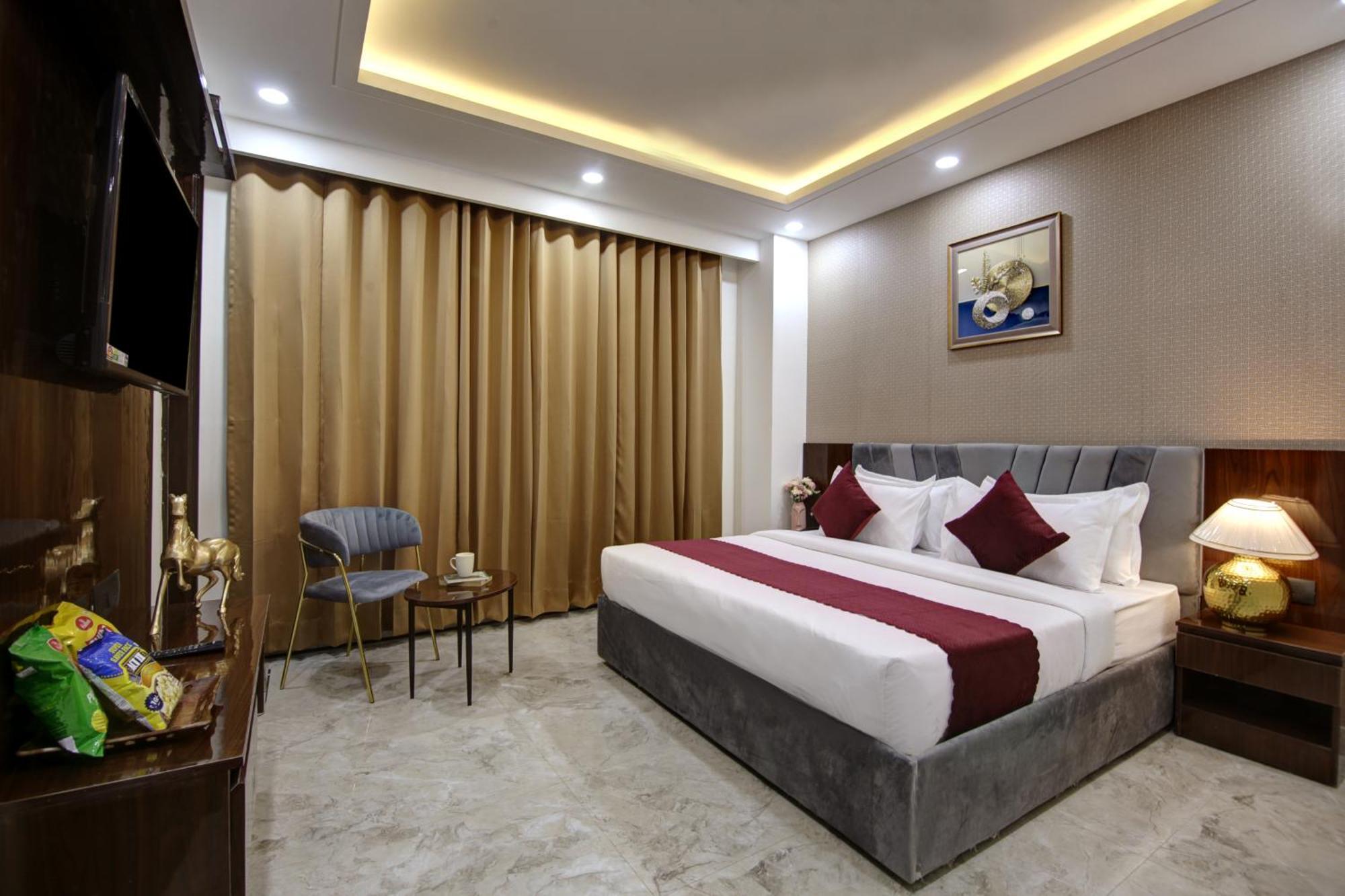 Limewood Stay - Millennium Huda City Center Gurgáon Exteriér fotografie