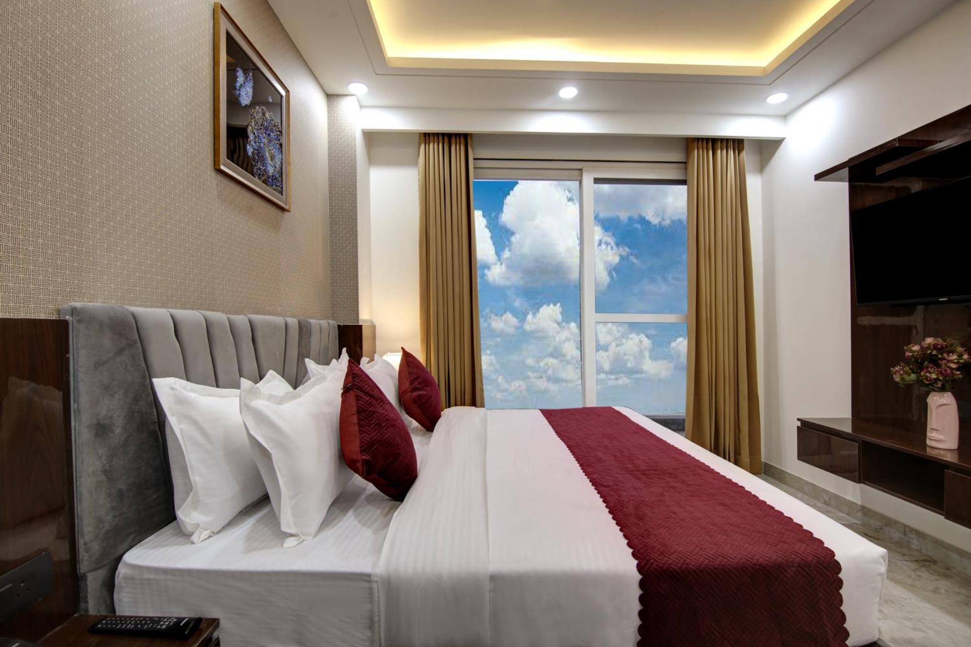 Limewood Stay - Millennium Huda City Center Gurgáon Exteriér fotografie